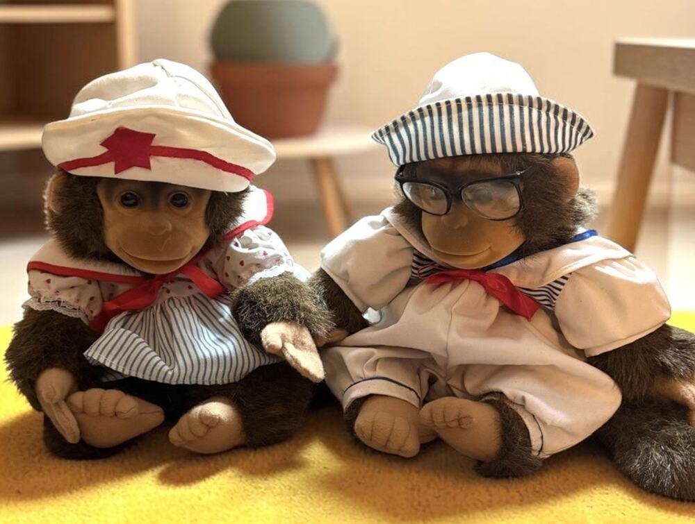 Vintage HOSONG PAIR Of Monkey Puppets 1994 Sailor Suit Glasses Hats 4030/68